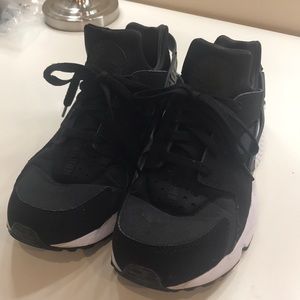 Men shoe Nike air huarache black